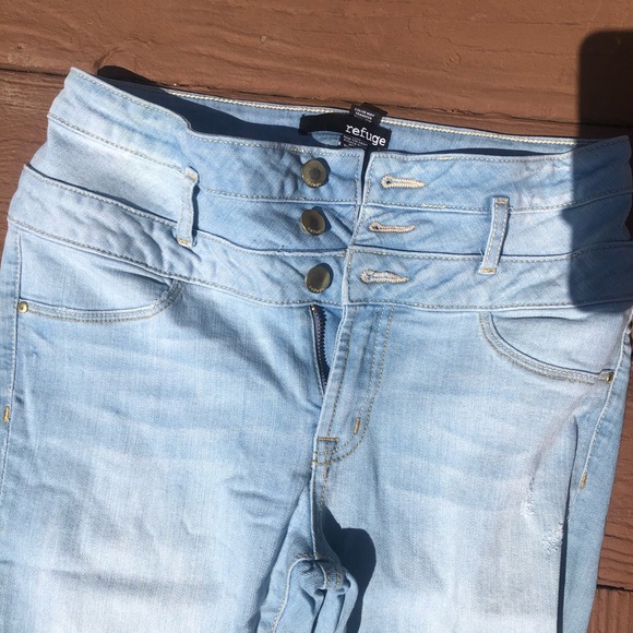 High Waisted Ripped Jeans - Picture 4 of 6